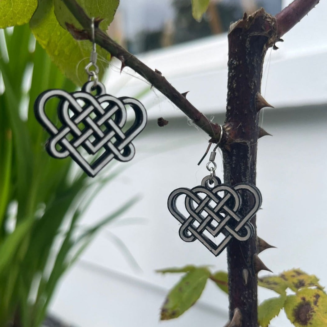 Double Love Knot