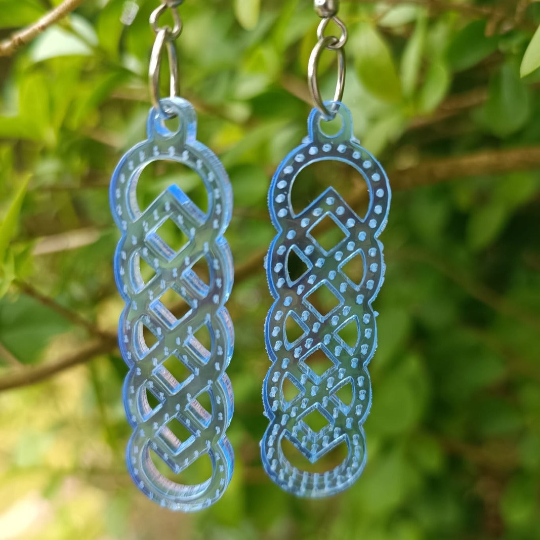 Celtic Drop Knot