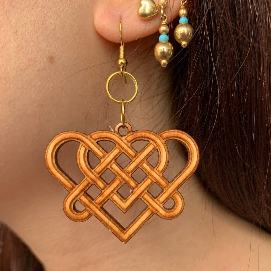 Wooden Double Knot
