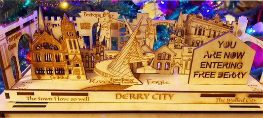 Derry / L'Derry City Scene